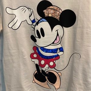 Minnie Mouse tee